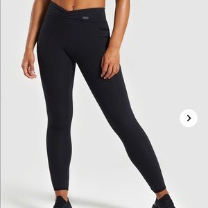 NWT Gymshark Poise leggings XS